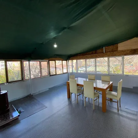 Homestay Triplex House Near The Airport *