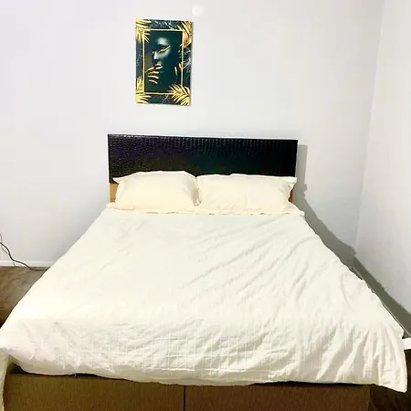 Triplex House Near The Airport *